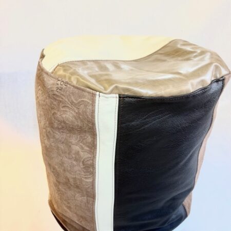 Pouf Cubò pelle pezzo unico